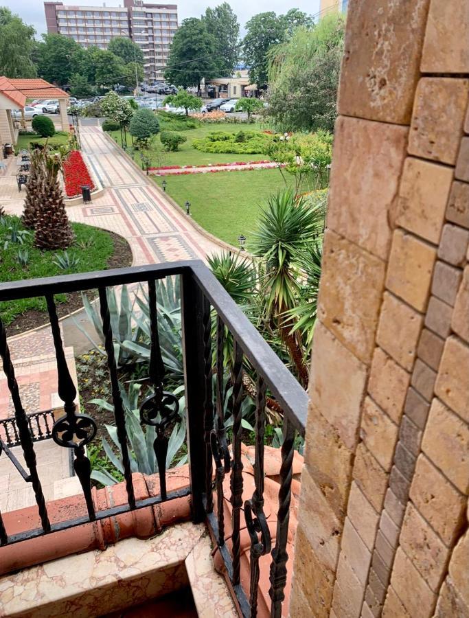 Hotel Nalba-Dalia Jupiter Dış mekan fotoğraf