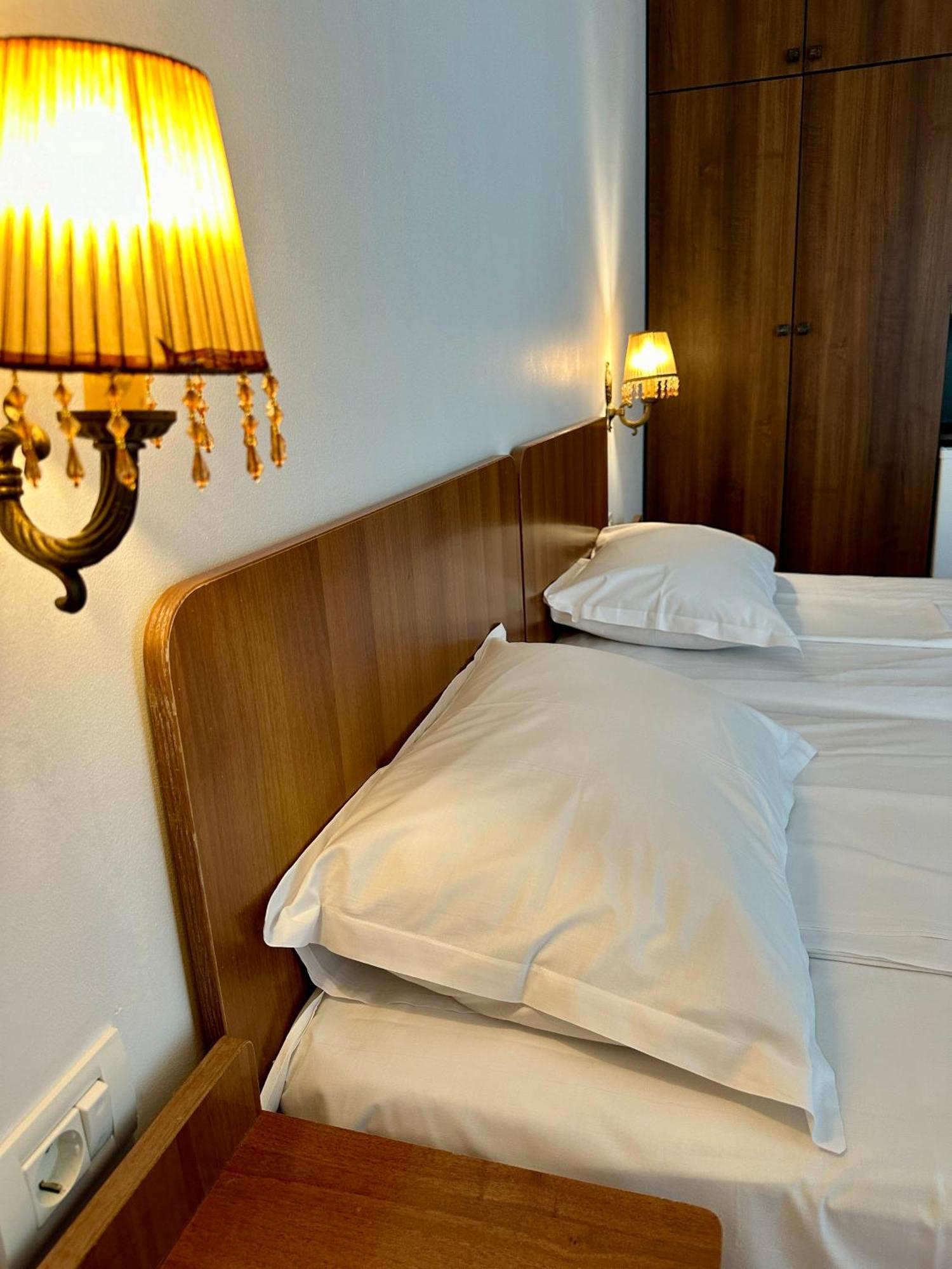 Hotel Nalba-Dalia Jupiter Dış mekan fotoğraf