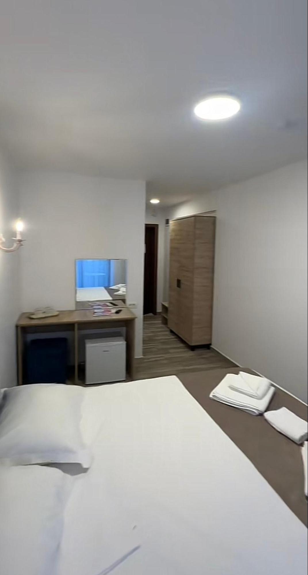 Hotel Nalba-Dalia Jupiter Dış mekan fotoğraf